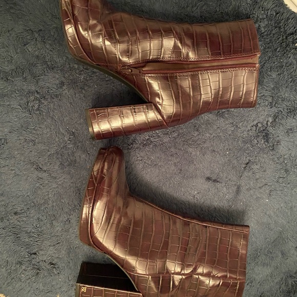 Rachel Zoe Faux Croc Mahogany Platform Boots - Picture 4 of 5